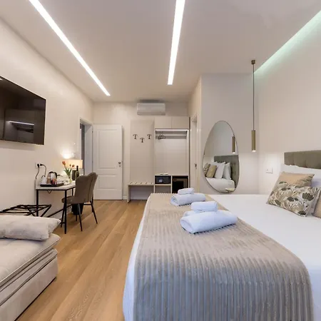 Luxury Vicino Trastevere Gh Poerio Rom