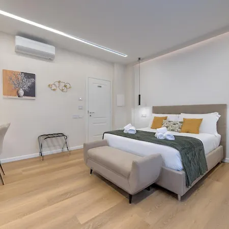 Luxury Vicino Trastevere Gh Poerio Pensionat 4*